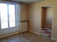Purchase sale three-room apartment Chateauroux