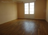 Purchase sale three-room apartment 